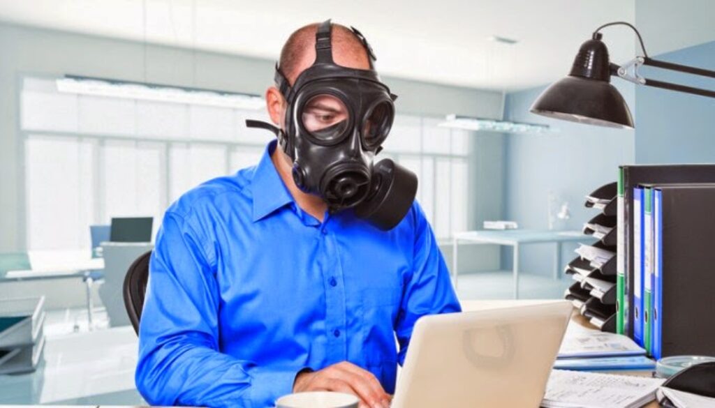 Gas-mask-728x400