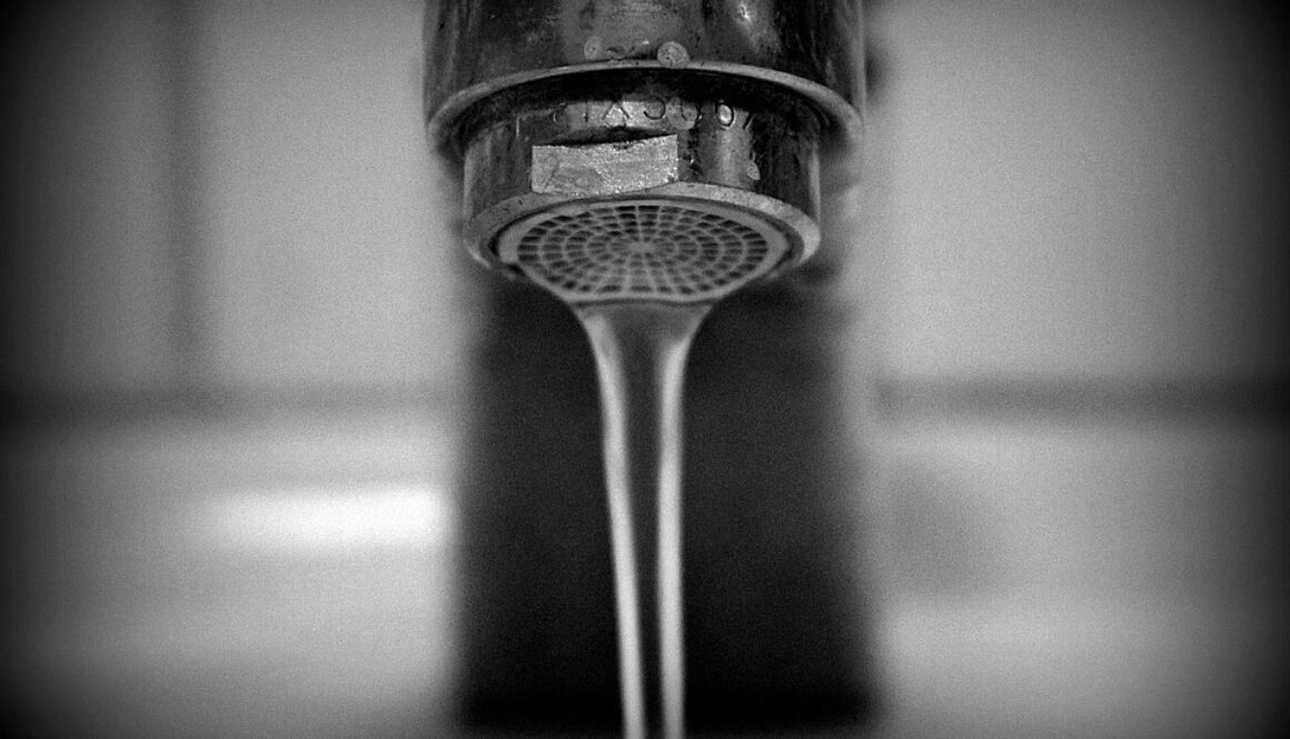 faucet-686958_960_720