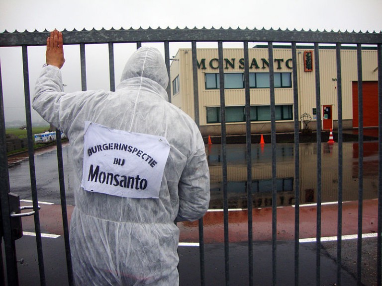 800px-Burgerinspectie_bij_Monsanto_Enkhuizen_2010-11-02_b-768x576 800px-Burgerinspectie_bij_Monsanto_Enkhuizen_2010-11-02_b-768x576