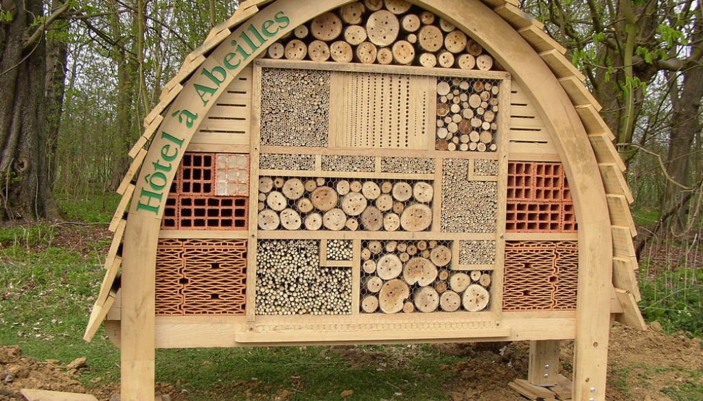 bee_hotel