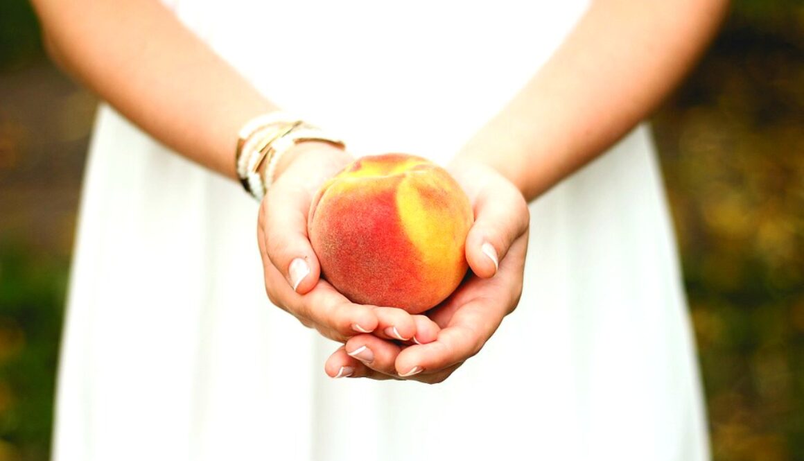peach-698592_960_720