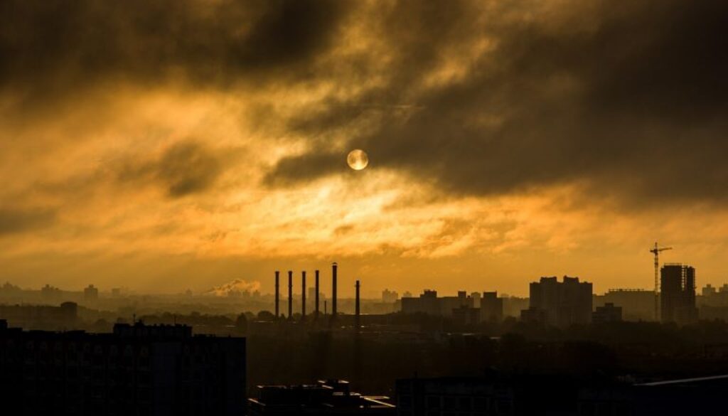 industry-1149888_960_720-768x512