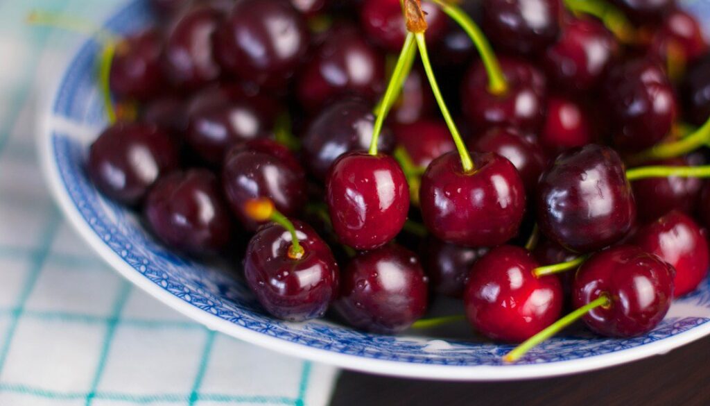 cherries-924122_960_720