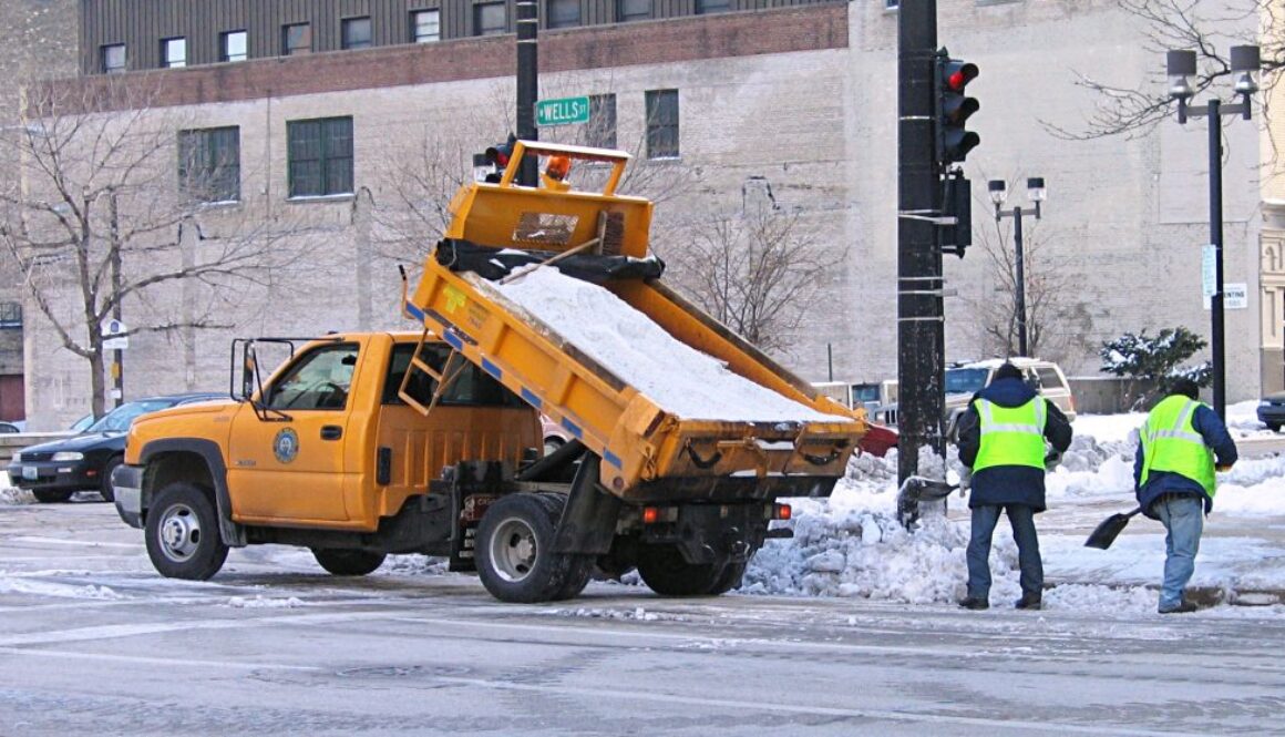 Salt_truck_Milwaukee