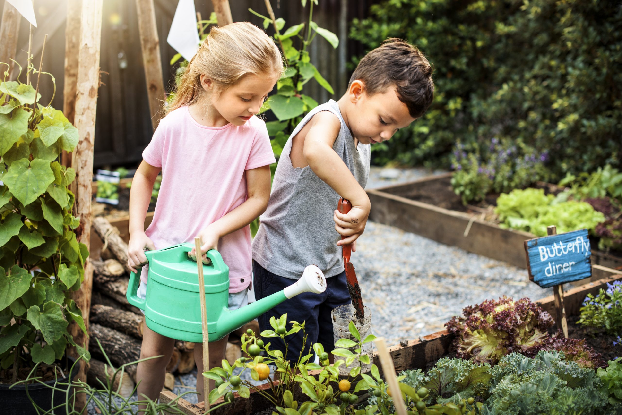 children_gardening