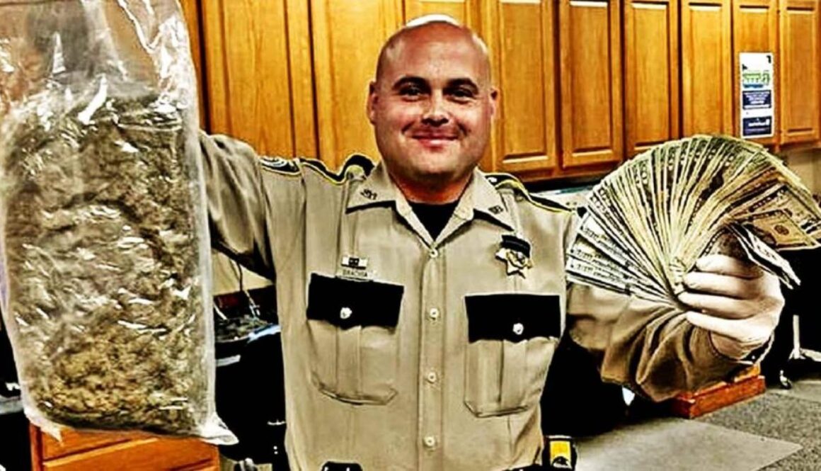 police-cannabis-1392x731