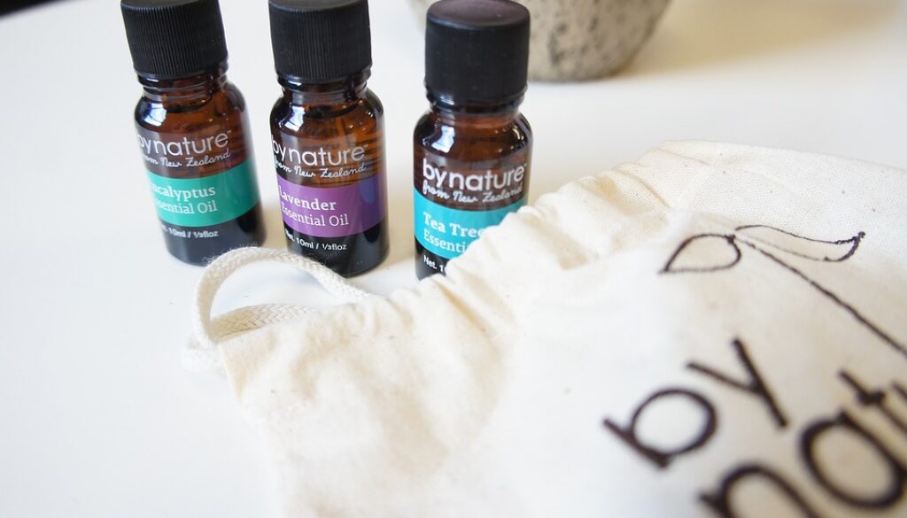 essential-oils-1508923_960_720