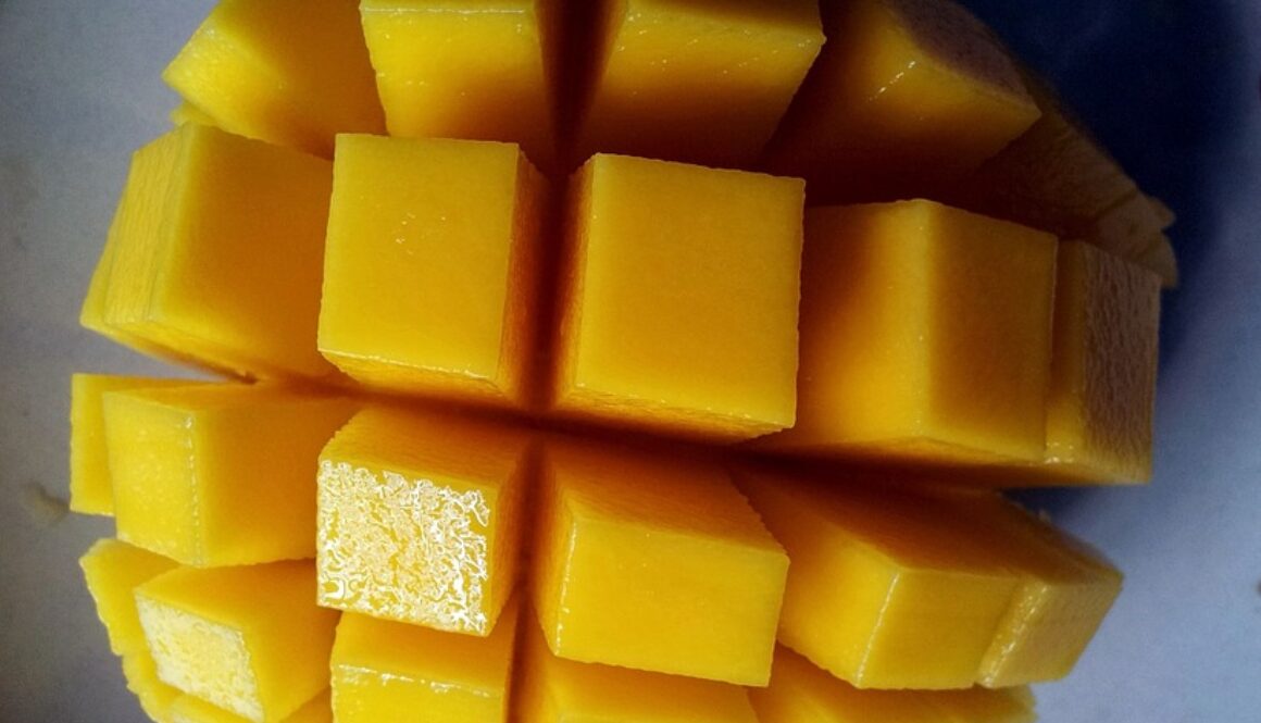 mango-cut-open-214268_960_720