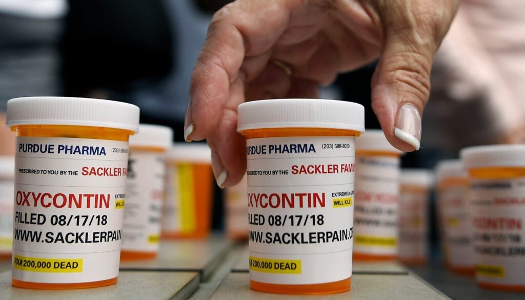 20190130-oxycontin-3x2