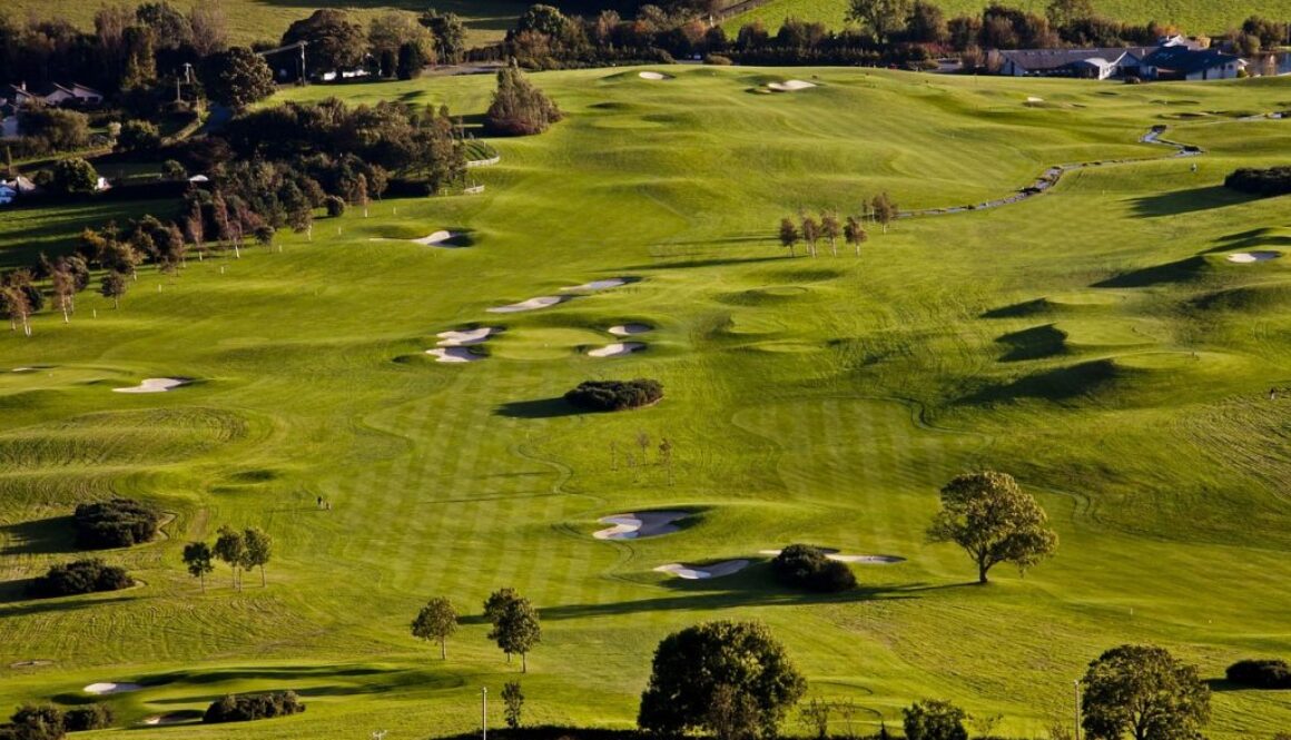 golf-course-1103359_1280