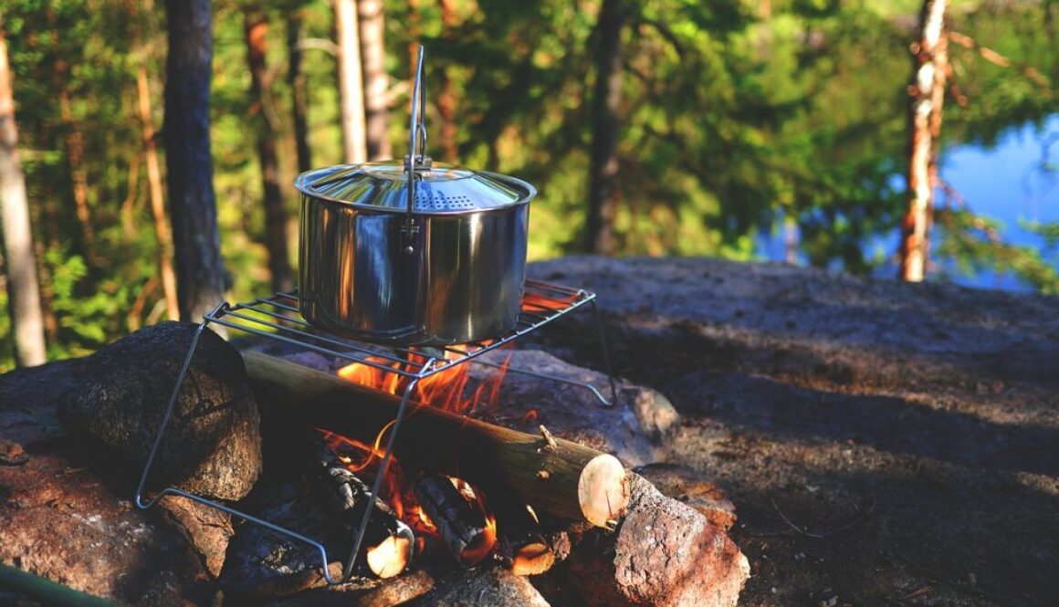 campfire-896196_1280
