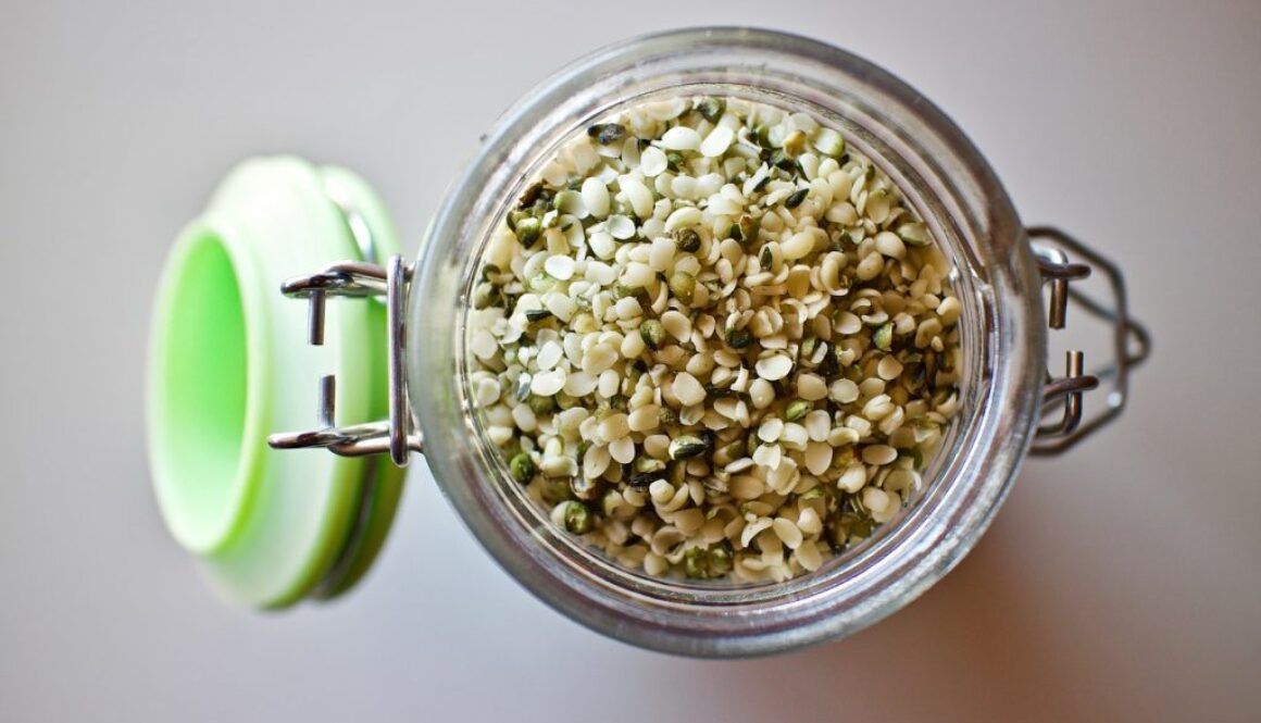 hemp-seeds-3239824_1280