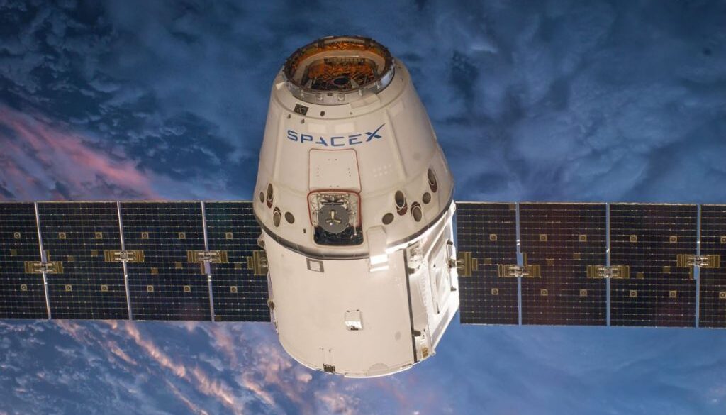 spacex pixabay