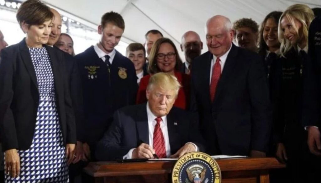 trump gmo eo TMU
