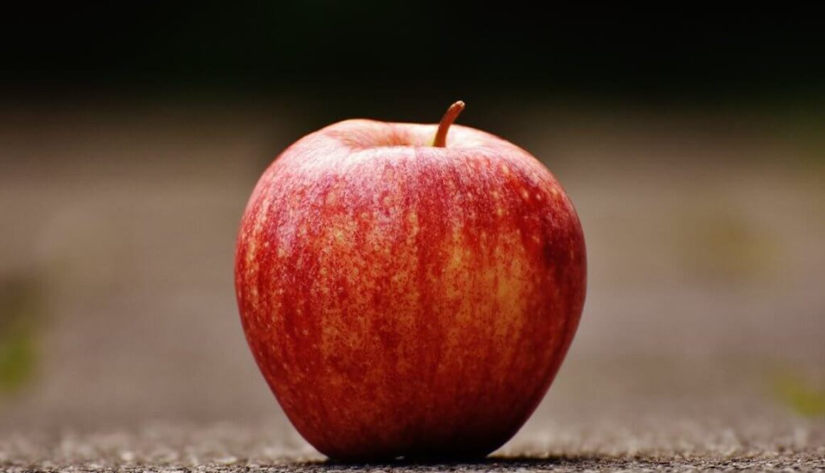 apple-blur-close-up-206959-1024x654