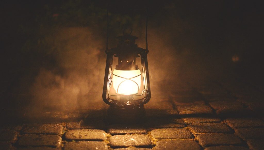 lamp-2903830_1280