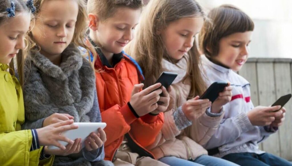 smartphone addiction ce