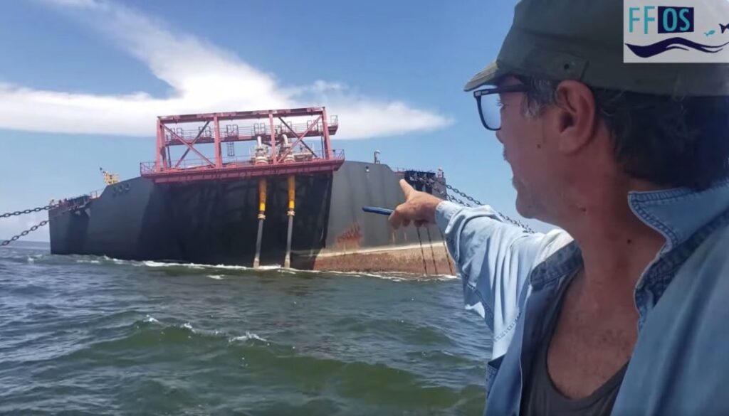 oil tanker