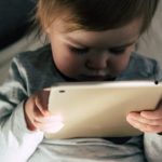 Staring at screens leaves kids struggling to speak properly