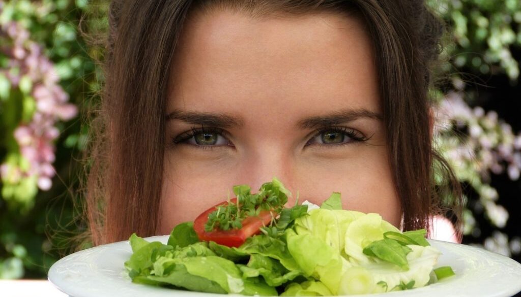 vegetarian woman pixa