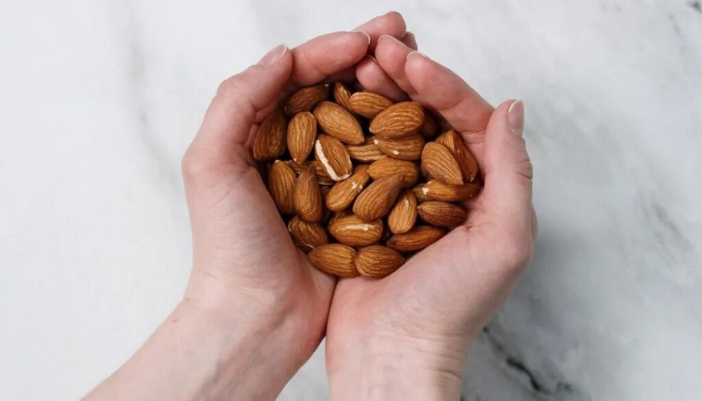 almonds pexels
