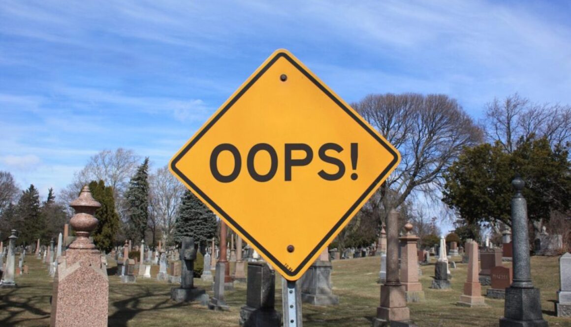 mistake-4084211_1920