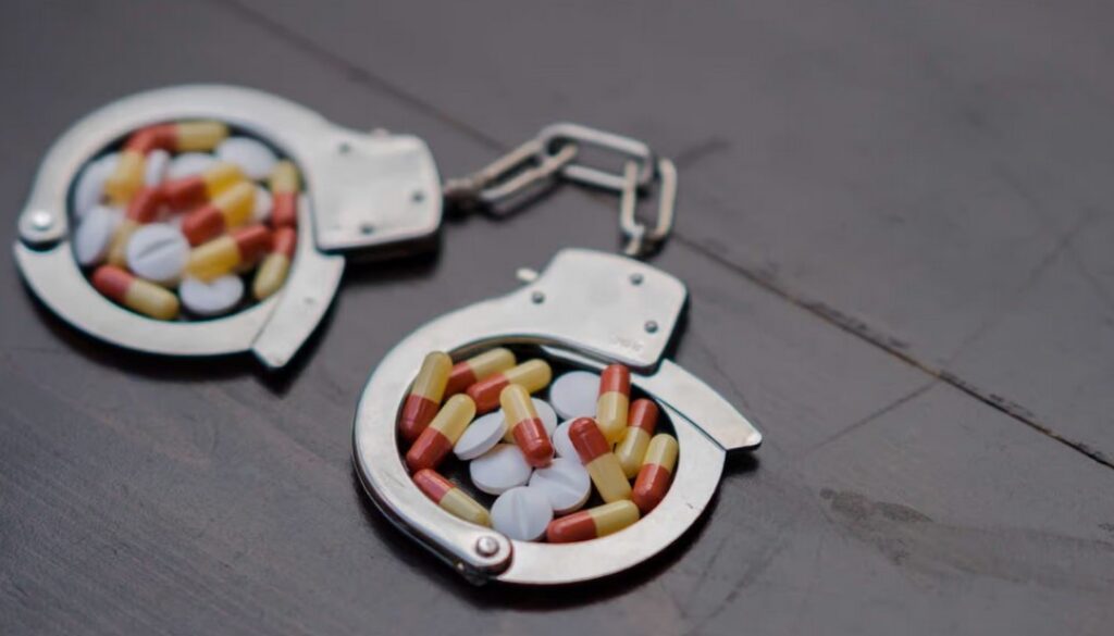 medical cuffs brownstone