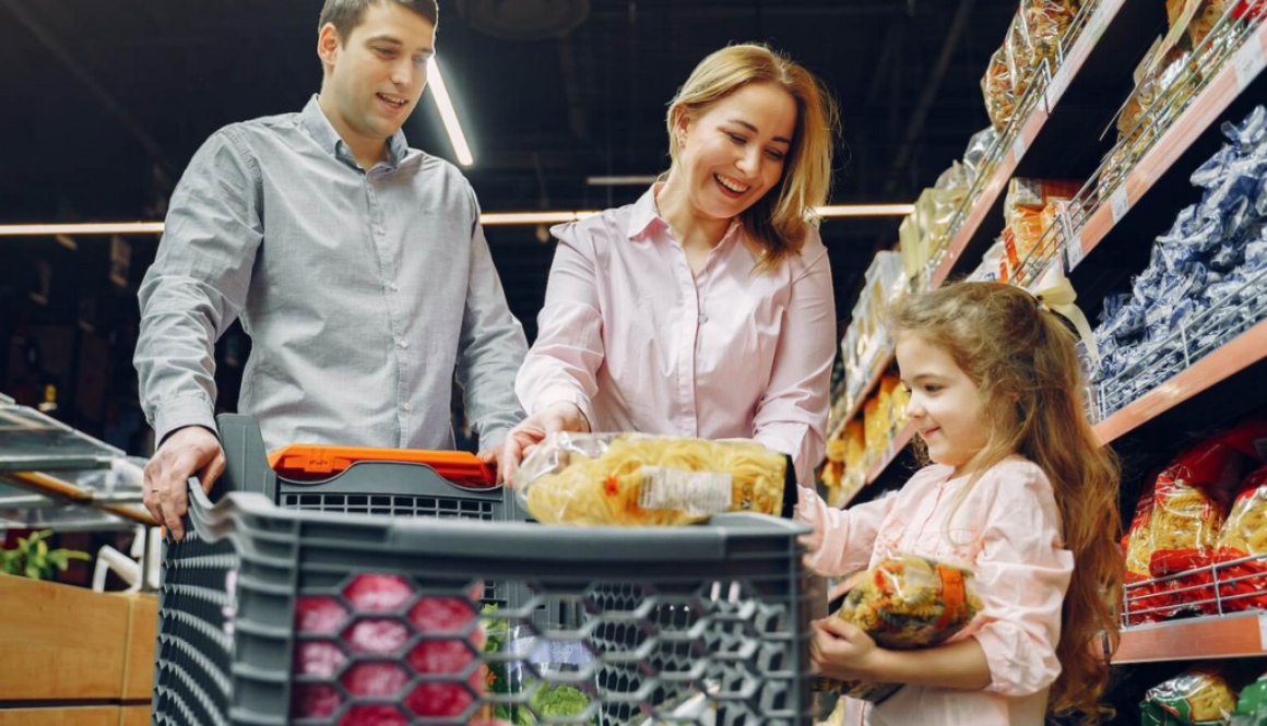 child healthy eating pexels