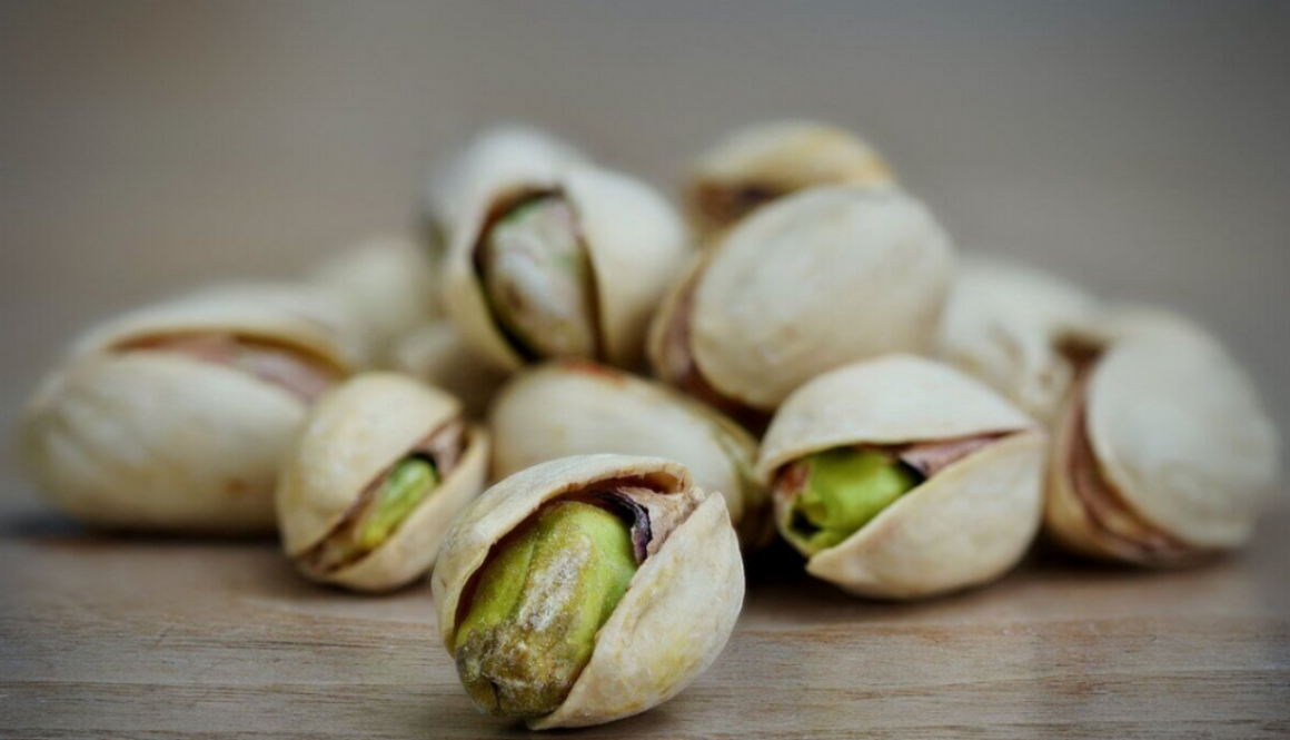 pistachios pixa