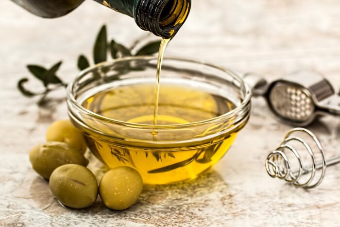 Olive oil: A superfood source of antioxidants and heart-healthy fats