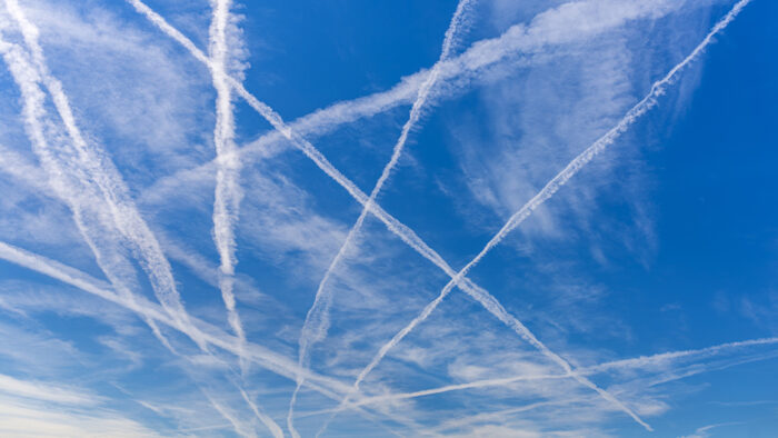 Louisiana state lawmakers advance bill banning CHEMTRAILS