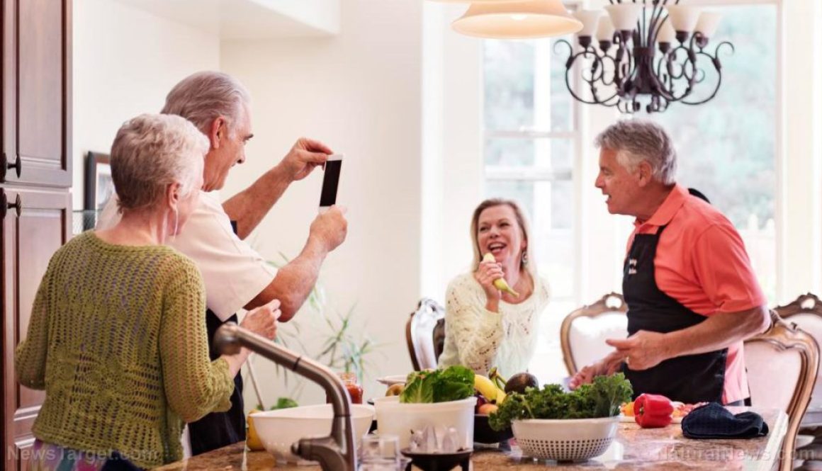 Elderly-Friends-Dinner-Party-Singing-Fun