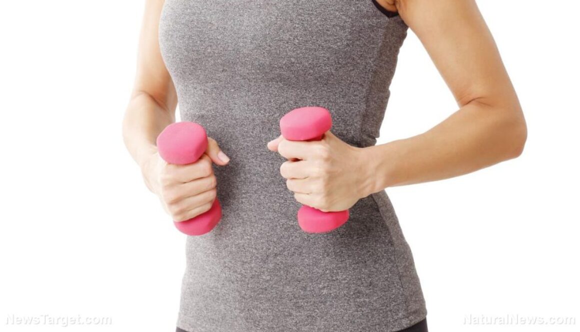 Woman-Isolated-Hand-Weights-Fitness