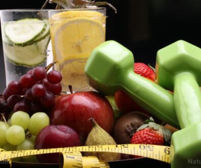 Eating-Fiber-Health-Nutrition-Supplements-Water-Apple